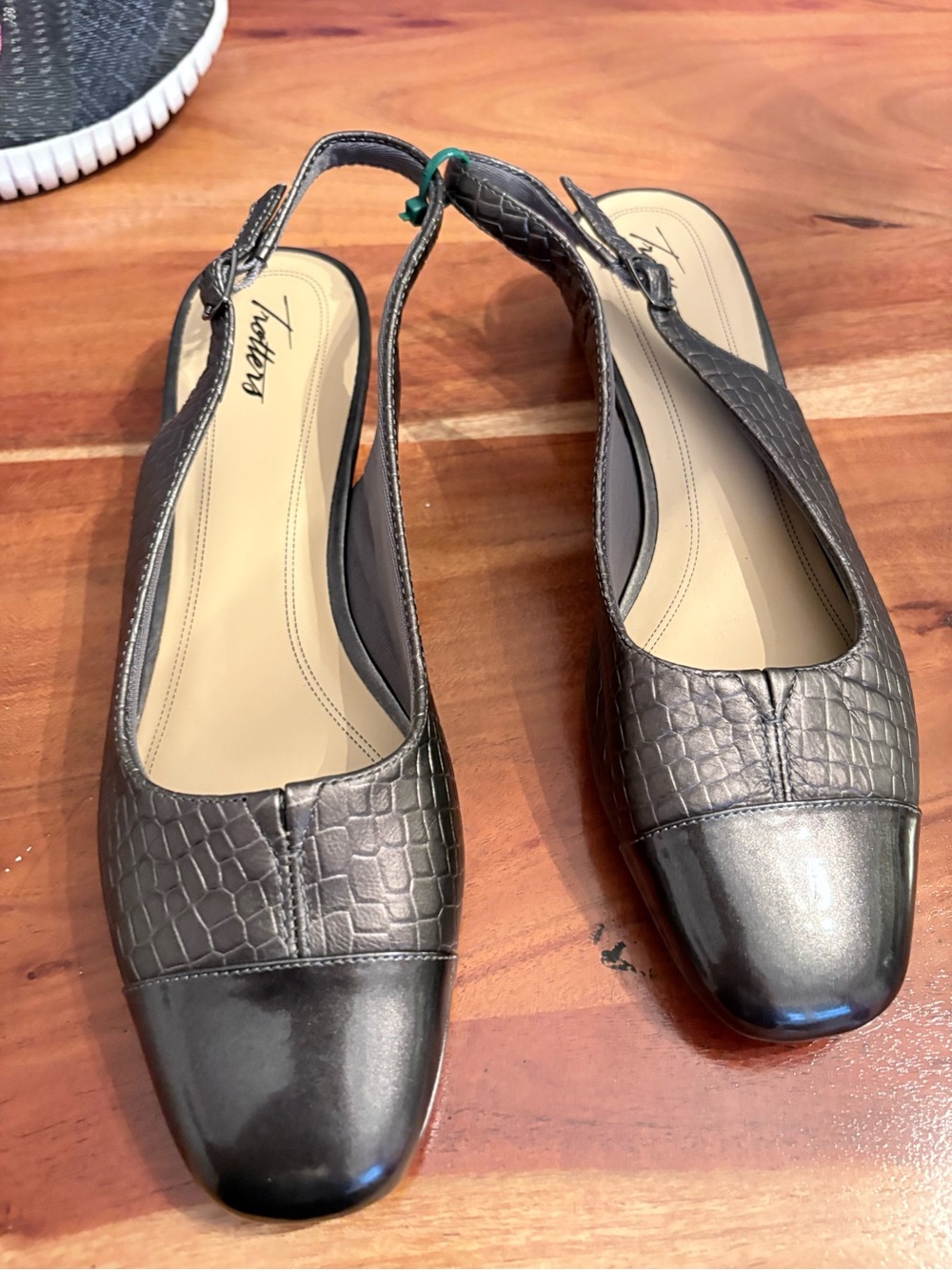Women's Slingback Square-Toe